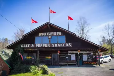 salt and pepper shaker museum in gatlinburg