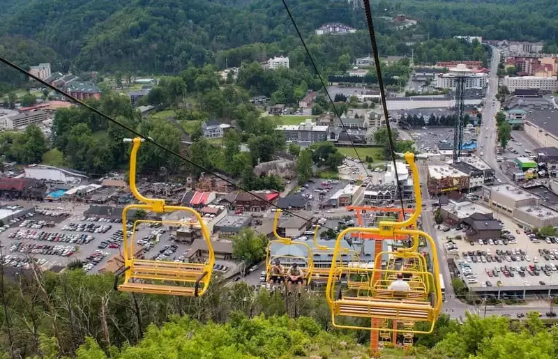 gatlinburg skylift park chairlift