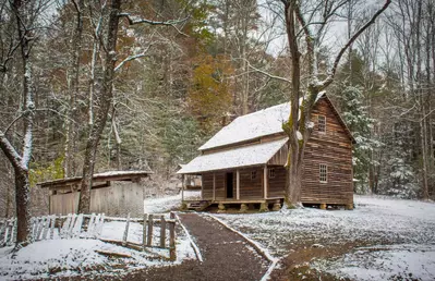 tipton place cabin in cades cove