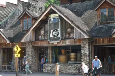 ole smoky barrelhouse in gatlinburg