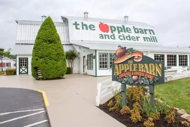 the apple barn in sevierville