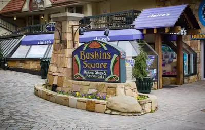 Baskins Square in Gatlinburg