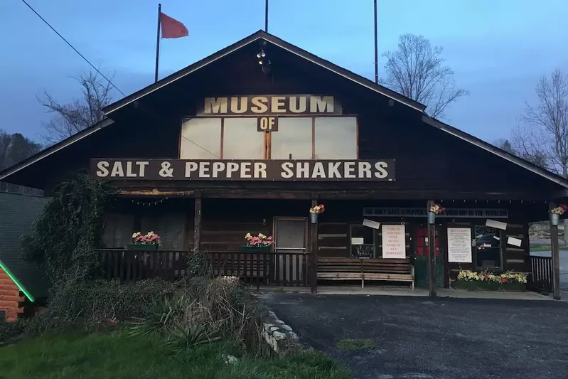 Salt and Pepper Shaker Museum